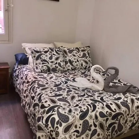 Apartment Romantic In The Center Of *