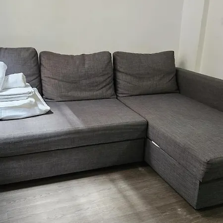 Apartment Romantic In The Center Of Barcelona